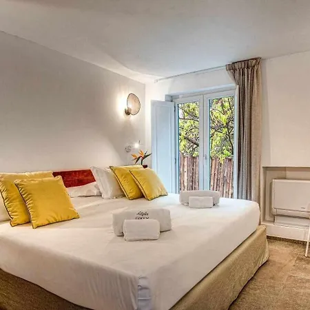 Gocce - Tramontana Stunning Waterfront